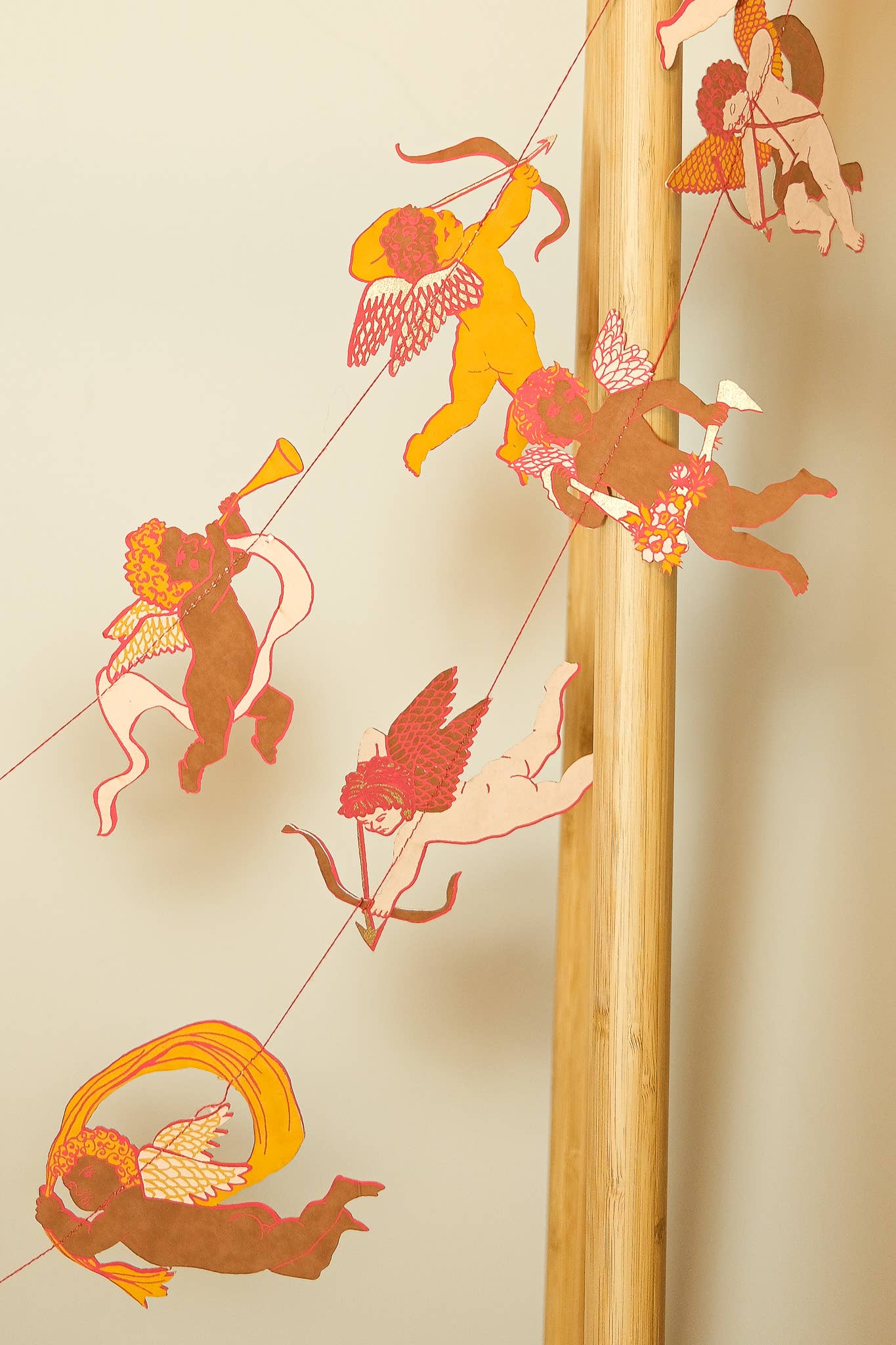 Cupid Sewn Garland - Image 9