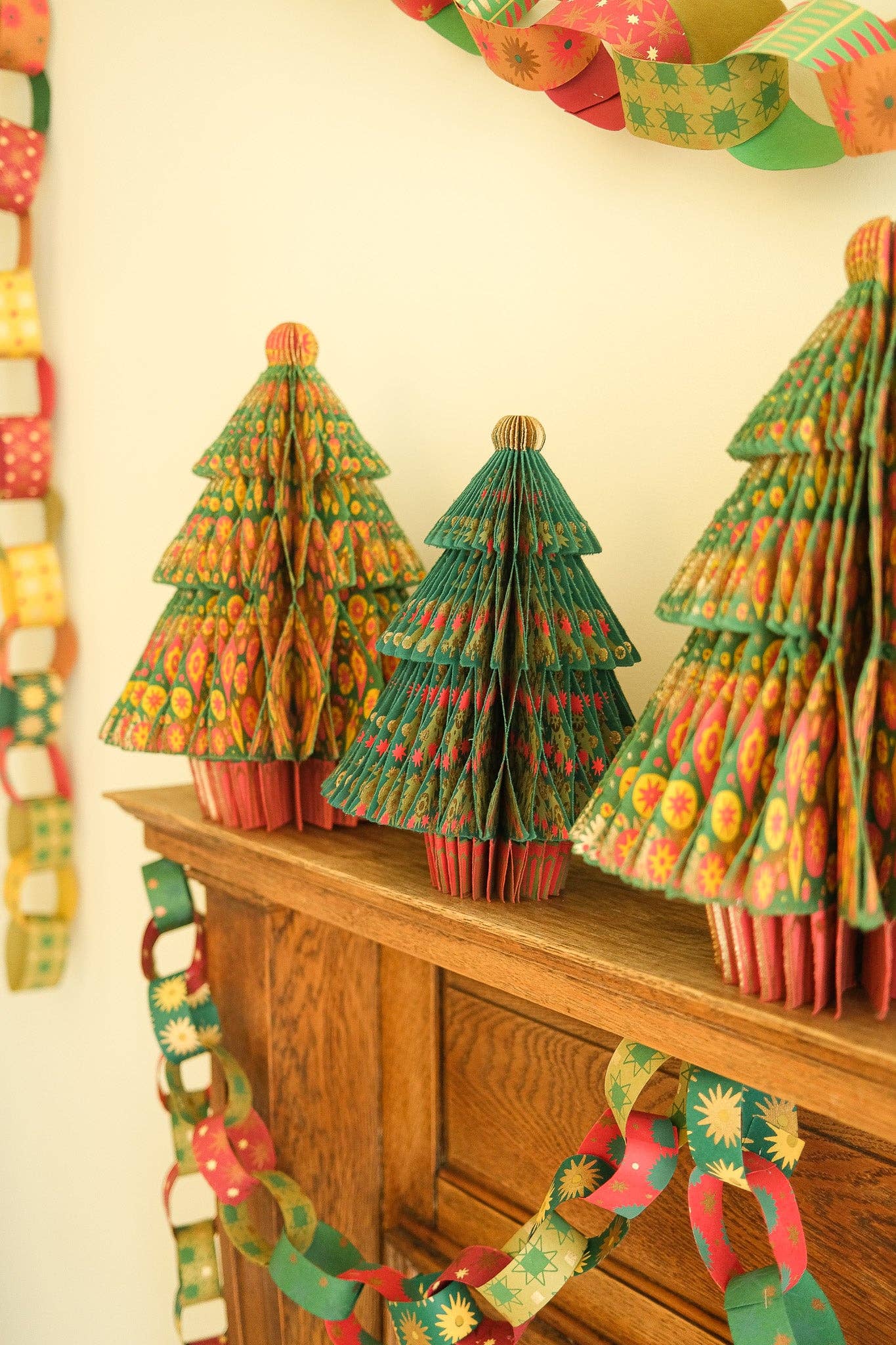 Festive Paper Chain Kit - Image 10