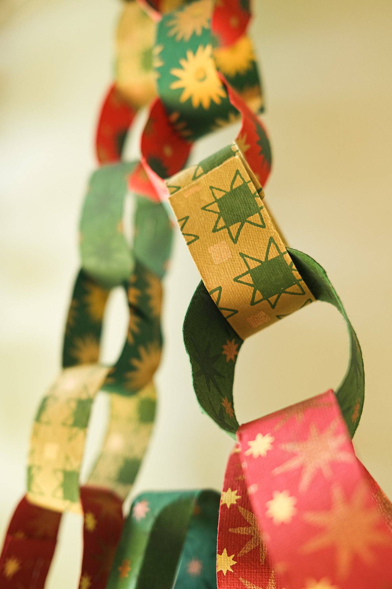 Festive Paper Chain Kit - Image 5