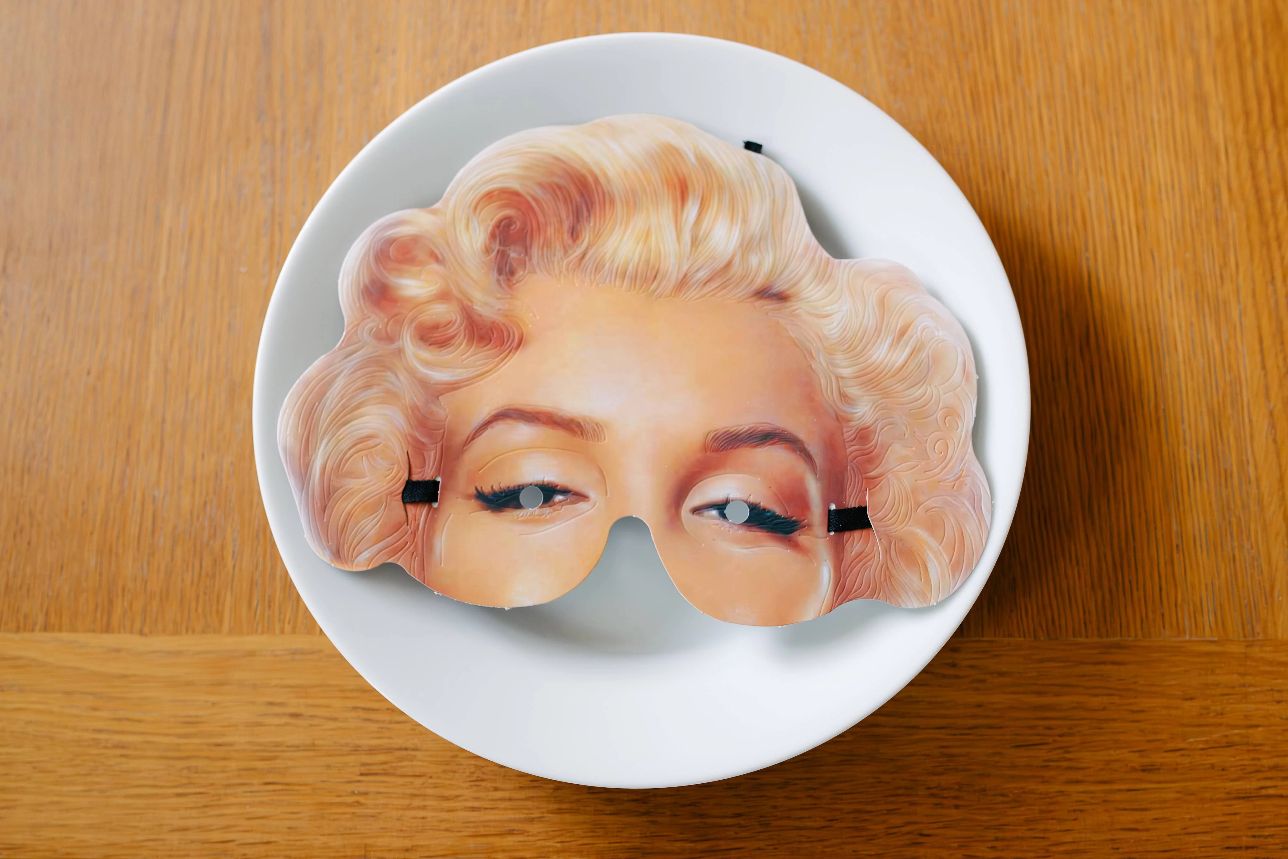 Icons of Twentieth Century Dinner Party Masks - Image 4
