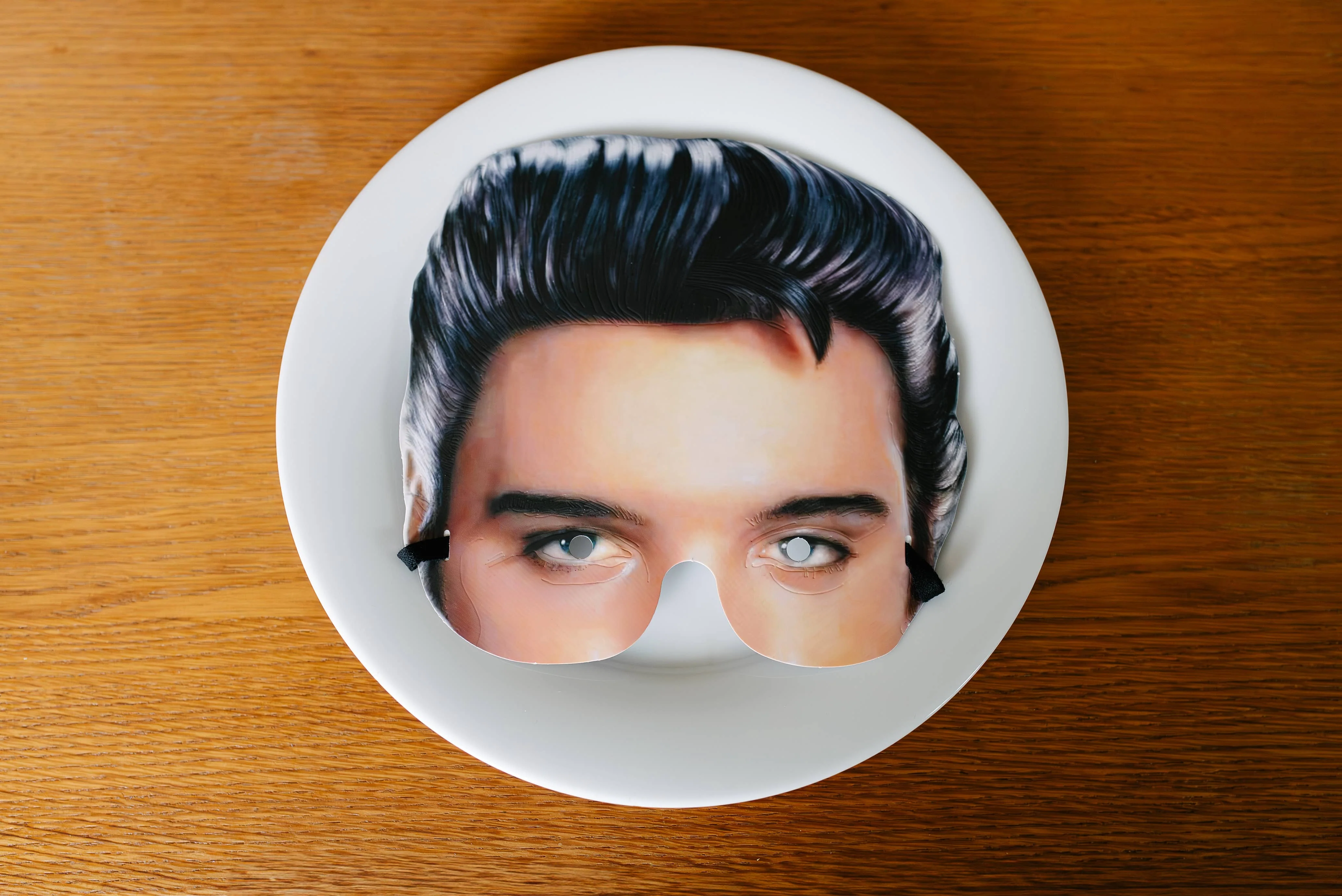 Icons of Twentieth Century Dinner Party Masks - Image 5