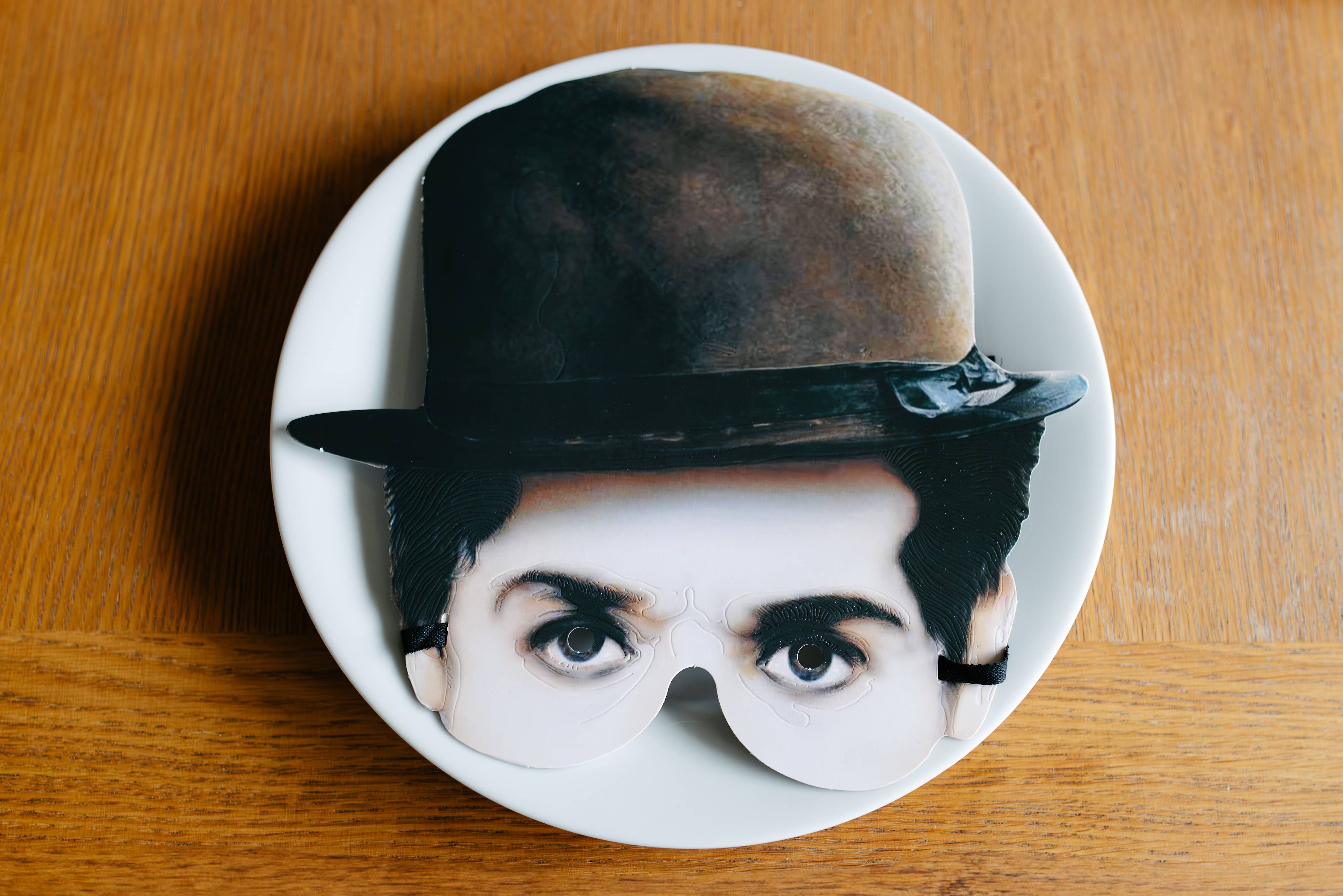 Icons of Twentieth Century Dinner Party Masks - Image 6