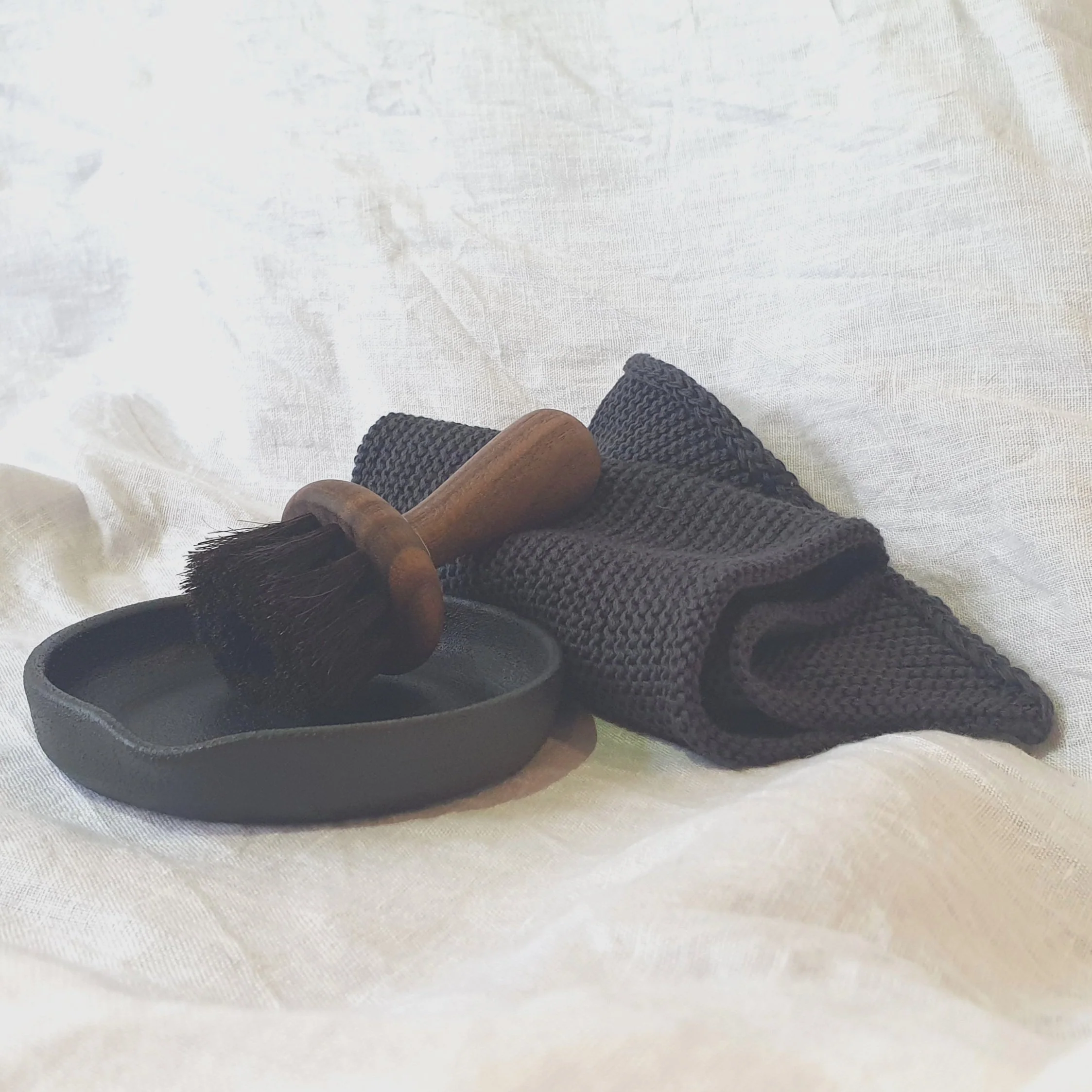 Walnut Shaving Brush - Image 4