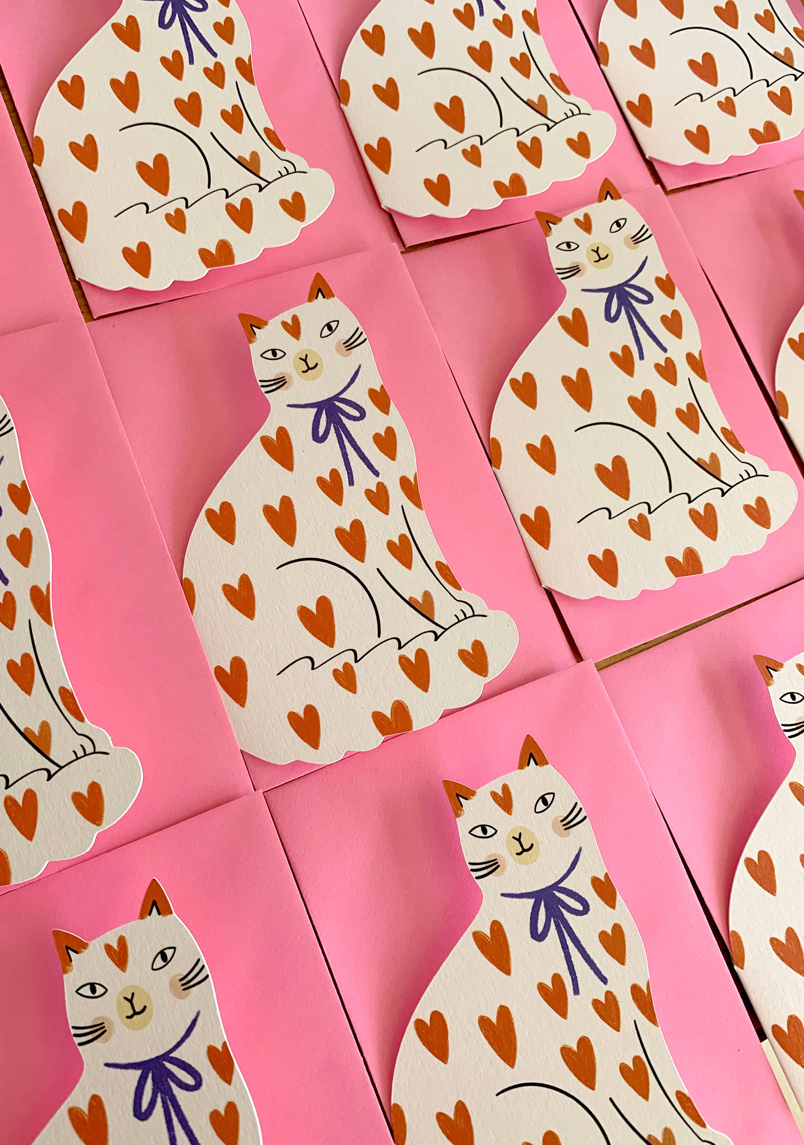 Kitty Cat Loveheart Valentine’s Day Card - Image 3