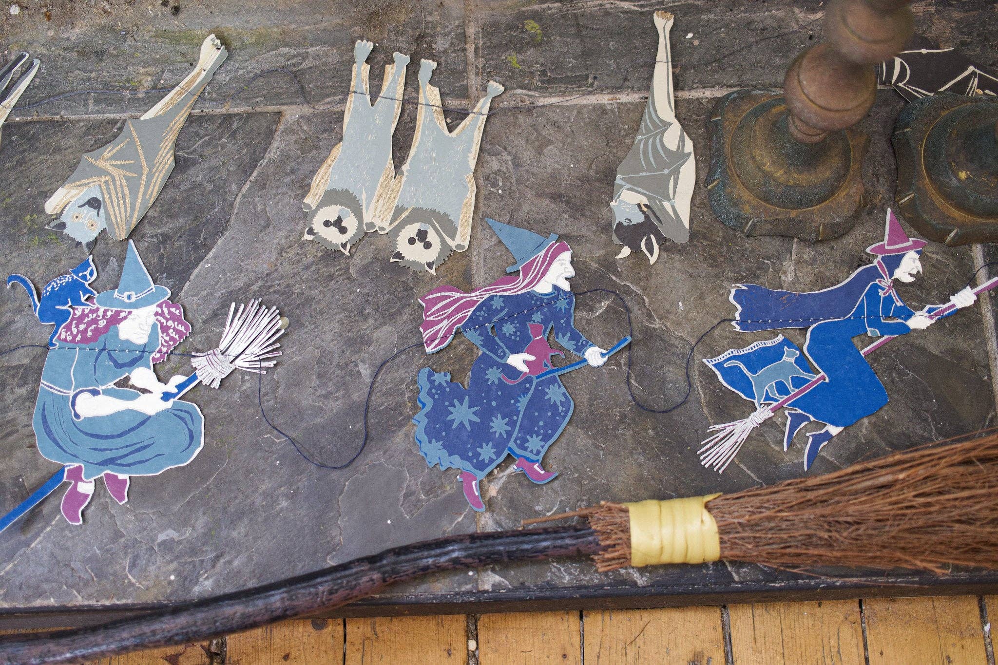 Halloween Witches Sewn Garland - Image 11